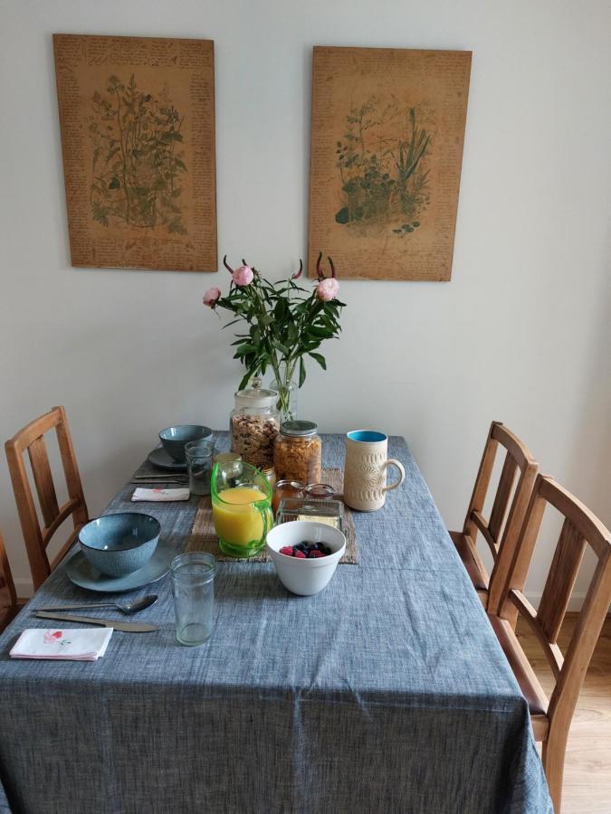 Bed and Breakfast Aroha Glastonbury Exterior foto